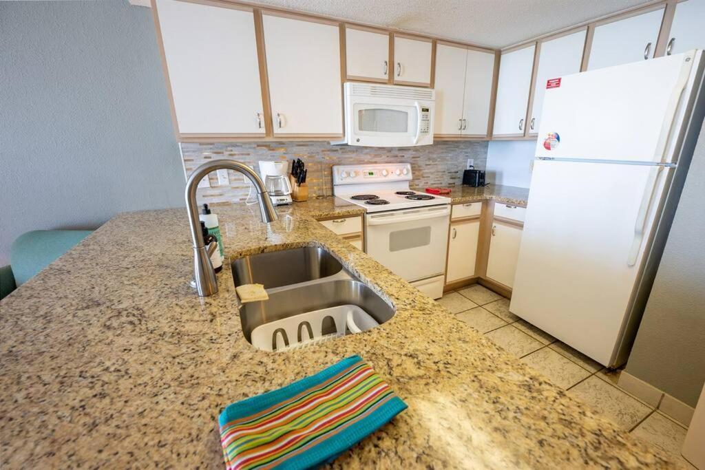 Вілла Baywatch Renovated, Unobstructed Oceanfront Views! Мертл-Біч Екстер'єр фото
